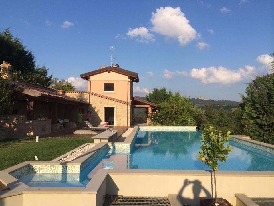فيلا Agriturismo I Tassoni بافولو نيل فرينانو المظهر الخارجي الصورة